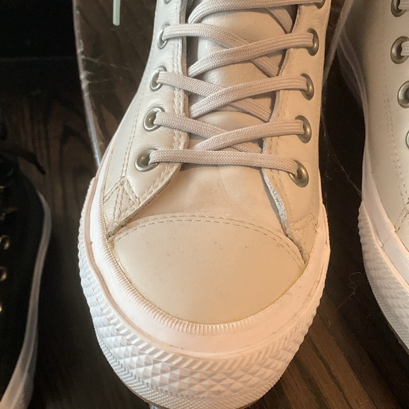 Women’s Converse Shoes - Picture 2 of 10